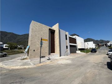 Casa en Venta Bosques de las Misiones Encino Carretera Nacional
