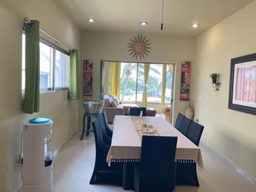 Departamento de 2 Recámaras Frente a la Marina En Venta - Puerto Aventuras