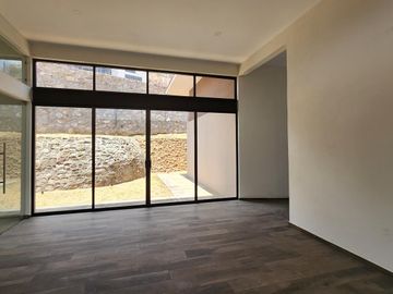 Terreno en Venta Arboledas Tres Marías Fraccionamiento Exclusivo