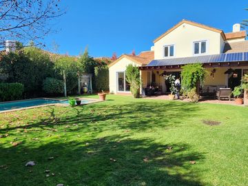 CASA EN VENTA PIEDRA ROJA