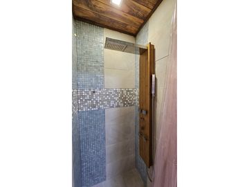 SE VENDE GRAND TOWER M.L. FRENTE AL MAR - PUNTA PACIFICA - OPORTUNIDAD