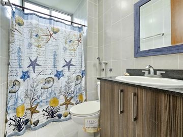 Apartamento en venta en Carrasquilla, P.H. Residencias del Sol. ER