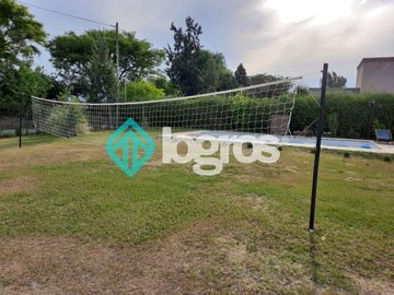 Casa en venta en barrio privado Santa Apolonia - Cerrillos