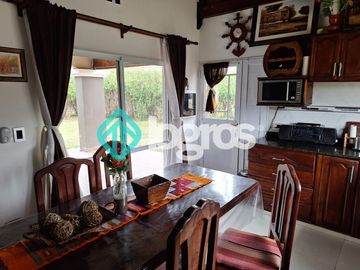 Casa en venta en barrio privado Santa Apolonia - Cerrillos