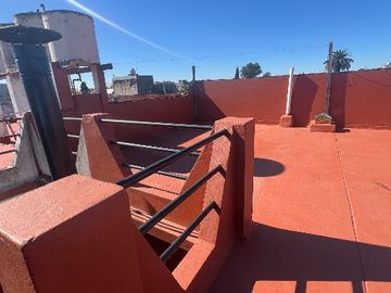 Departamento Tipo Casa en venta en Lanus Oeste