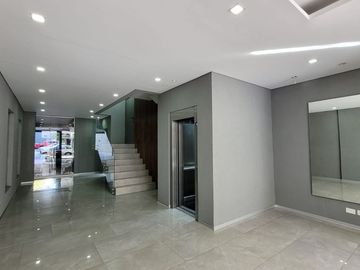 Departamento monoambiente en venta en Caballito