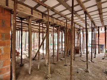 VENTA CASA PINAMAR NORTE A ESTRENAR PILETA
