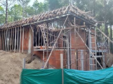 VENTA CASA PINAMAR NORTE A ESTRENAR PILETA