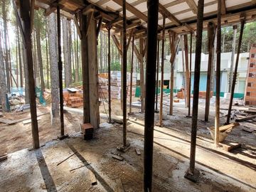 VENTA CASA PINAMAR NORTE A ESTRENAR PILETA