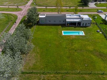 CASA EN FINCAS DE SAN VICENTE