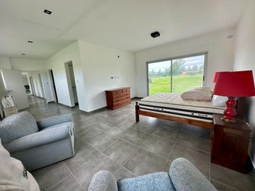 CASA EN FINCAS DE SAN VICENTE