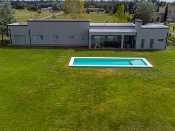 CASA EN FINCAS DE SAN VICENTE