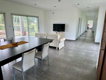 CASA EN FINCAS DE SAN VICENTE