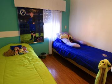 CASA 4 AMBIENTES EN VENTA EN LONGCHAMS  APTA CREDI