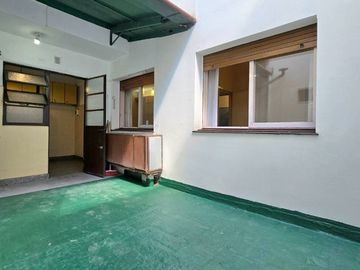 DEPARTAMENTO 2 AMB. PATIO M. CASTRO APTO CREDITO