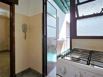 DEPARTAMENTO 2 AMB. PATIO M. CASTRO APTO CREDITO