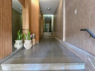 DEPARTAMENTO 2 AMB. PATIO M. CASTRO APTO CREDITO