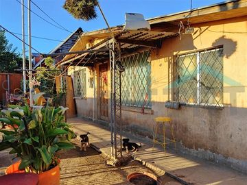 Casa en Venta en Venta Terreno 1000m2 con 2 propiedades, Puente Alto
