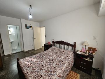 Venta PH 2 Ambientes Frente, barrio San Cayetano
