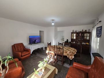 Venta PH 2 Ambientes Frente, barrio San Cayetano