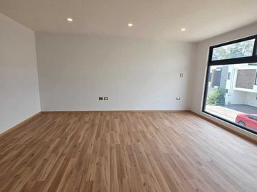 VENTA CASA NUEVA EN FRACCIONAMIENTO ARBORETO, CHOLULA. PUEBLA