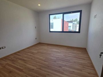 VENTA CASA NUEVA EN FRACCIONAMIENTO ARBORETO, CHOLULA. PUEBLA