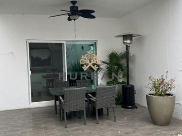 HURBAN VENDE casa en Las Misiones
