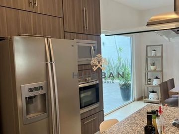 HURBAN VENDE casa en Las Misiones