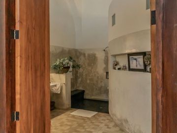 Casa colonial en venta en el CENTRO DE MERIDA | ENTREGA INMEDIATA |