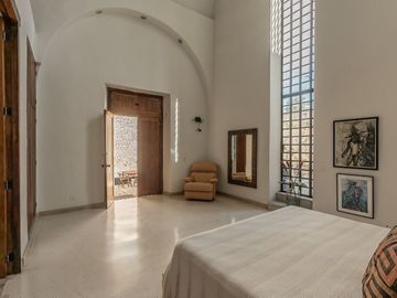 Casa colonial en venta en el CENTRO DE MERIDA | ENTREGA INMEDIATA |