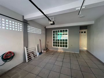 Casa en venta en Fracc. Laguna Real. VERACRUZ, VER. REMODELADA
