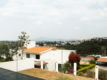Casa en venta para remodelar en Rancho San Juan
