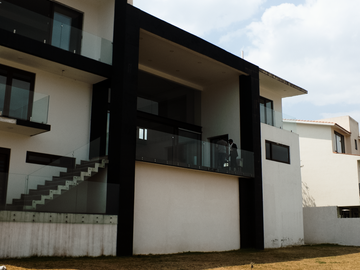 Casa en venta para remodelar en Rancho San Juan