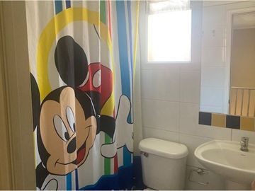 Preciosa casa en condominio