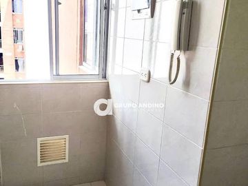 VENTA de APARTAMENTO en GIRON