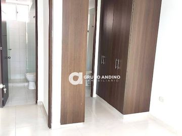 VENTA de APARTAMENTO en GIRON