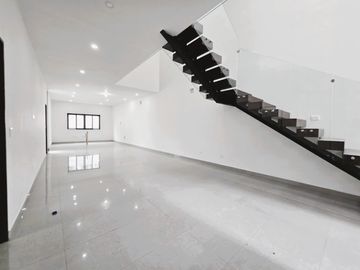 VENTA DE CASA FRACC. AYSSO, CARRETERA NACIONAL, NUEVO LEÓN