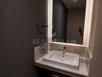 Venta de departamento en Lomas Altas