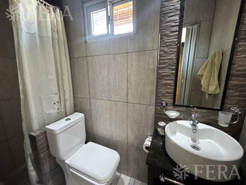 Venta de PH 4 ambientes en Wilde