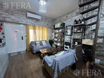 Venta de PH 4 ambientes en Wilde