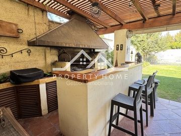 CASA VENTA PIEDRA ROJA CHICUREO 4 DORMITORIOS Y 4 BAÑOS