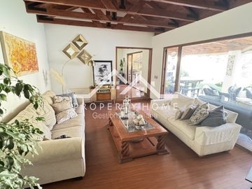 CASA VENTA PIEDRA ROJA CHICUREO 4 DORMITORIOS Y 4 BAÑOS