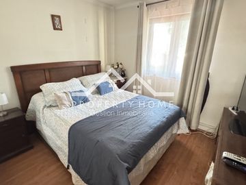 CASA VENTA PIEDRA ROJA CHICUREO 4 DORMITORIOS Y 4 BAÑOS