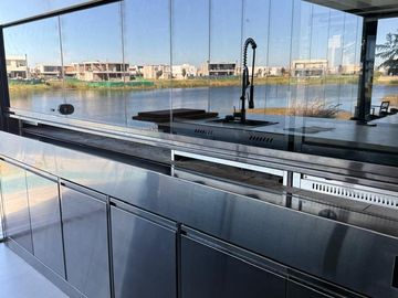 Casa en  venta al lago 4 dormitorio y escritorio