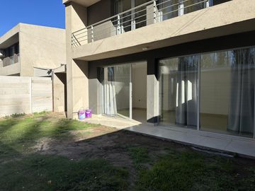 Hermoso Duplex dos dormitorios zona costera