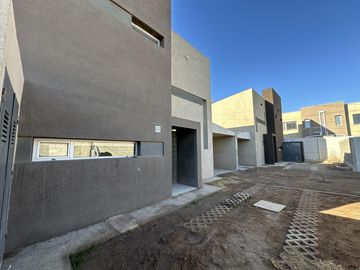 Hermoso Duplex dos dormitorios zona costera