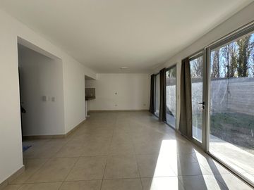 Hermoso Duplex dos dormitorios zona costera