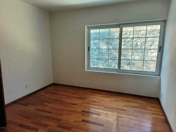 Hermosa Casa en Venta en Tecamachalco