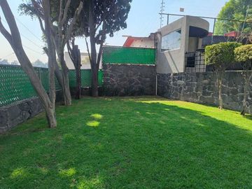 Hermosa Casa en Venta en Tecamachalco