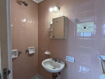 Venta departamento 4 ambientes con balcón en Wilde
